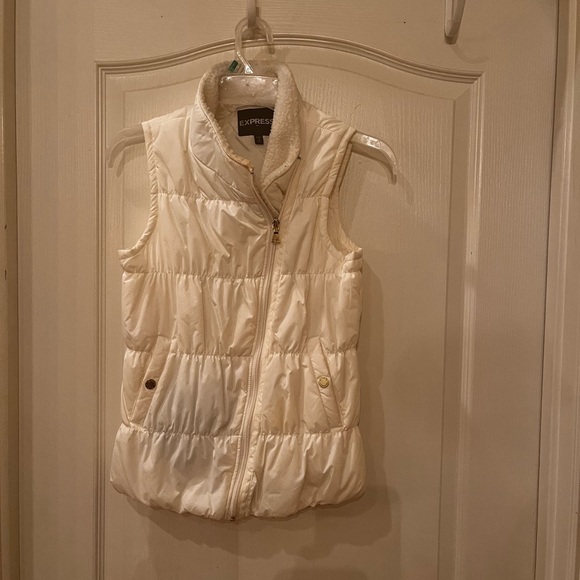 Express White Vest, Size Small, Excellent Condition! - Picture 2 of 9